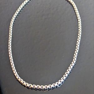 Beautiful Estate 16 inch, 3.6mm, Sterling Silver and 14k gold accent box chain.